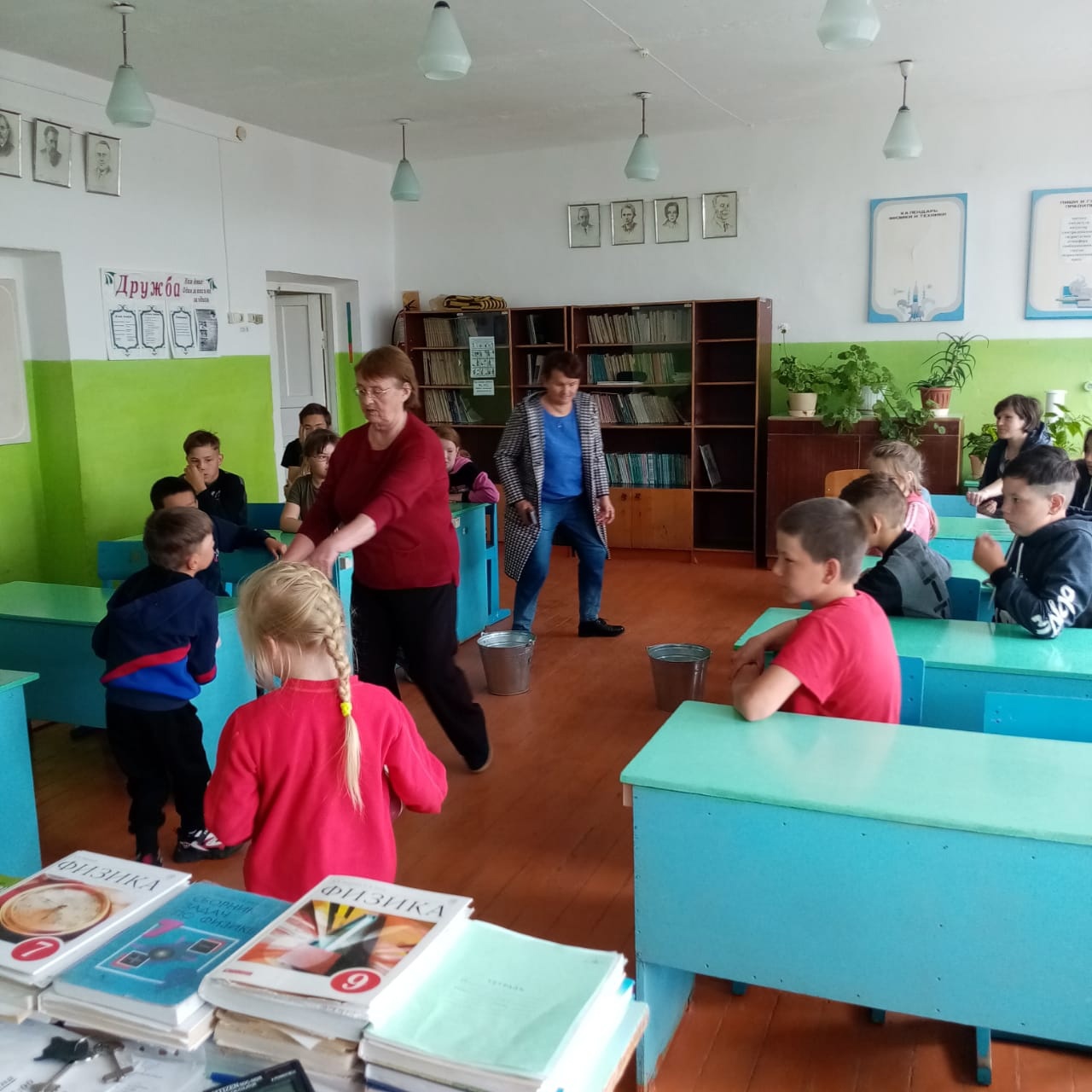 День путешествий и трудового десанта..